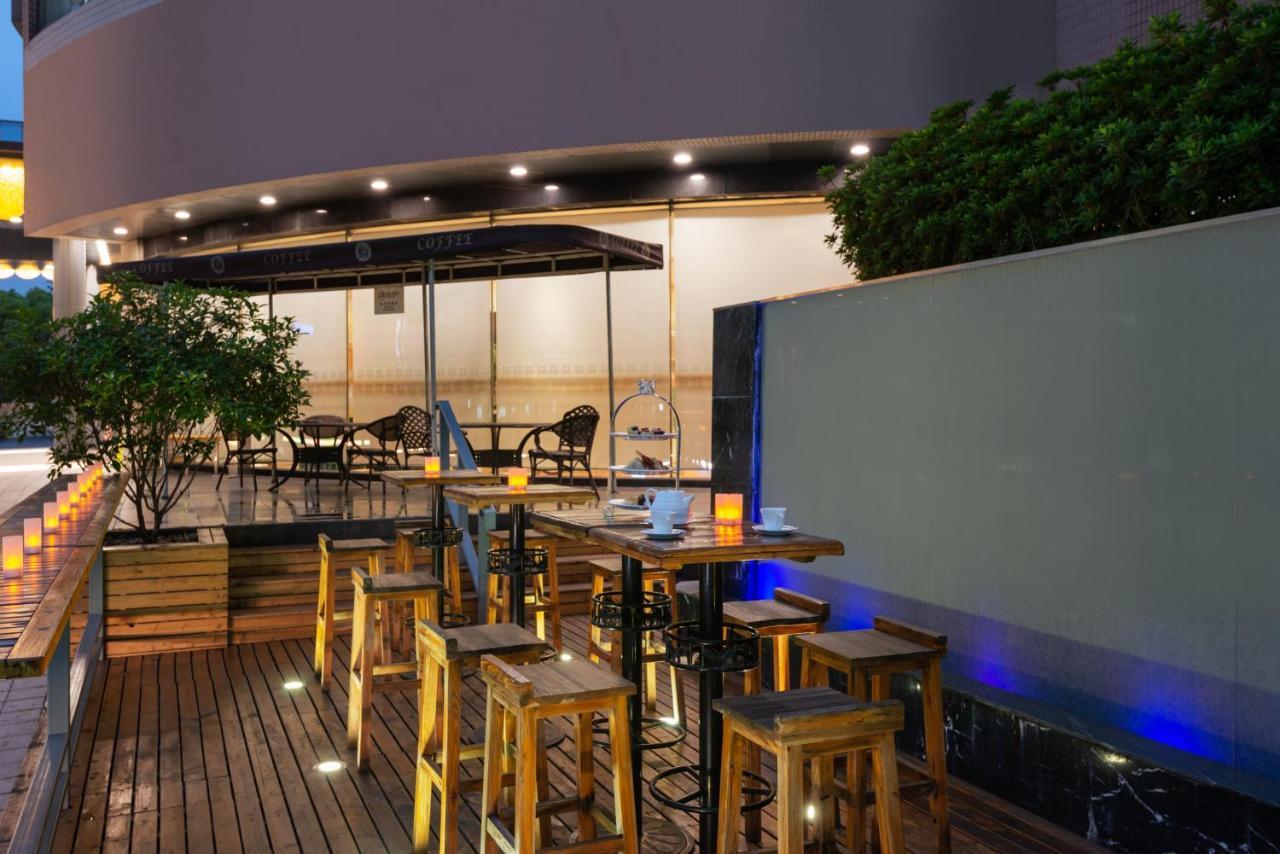 Holiday Inn Downtown Šanghaj Exteriér fotografie